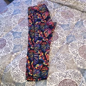 Constantly Varied Gear Tropic Like It’s Hot Cropped Legging